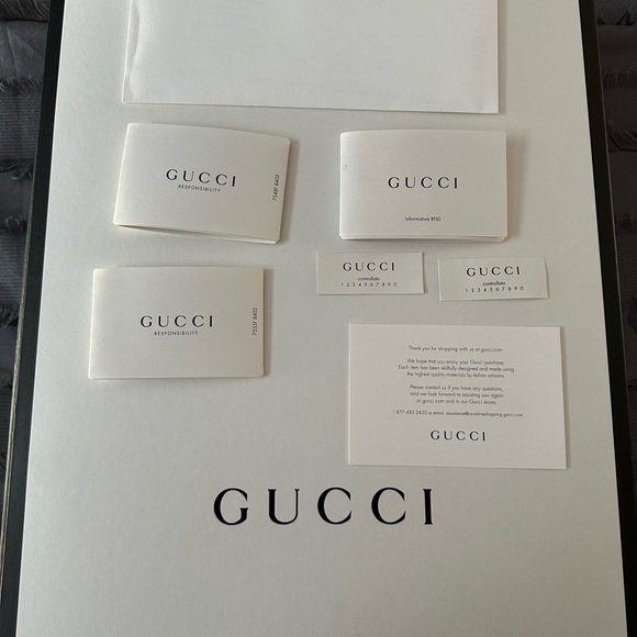 Authentic Gucci Ophidia GG Small Crossbody Bag - Picture 13 of 13